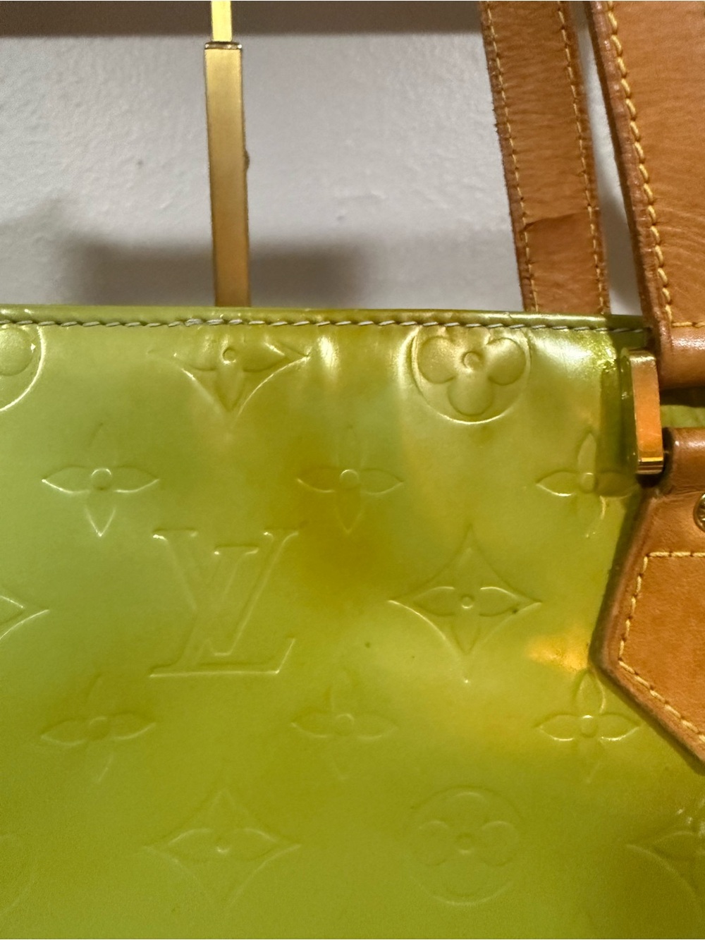 Louis Vuitton Lime Green Vernis Tote with Tan Handles - Picture 12 of 14
